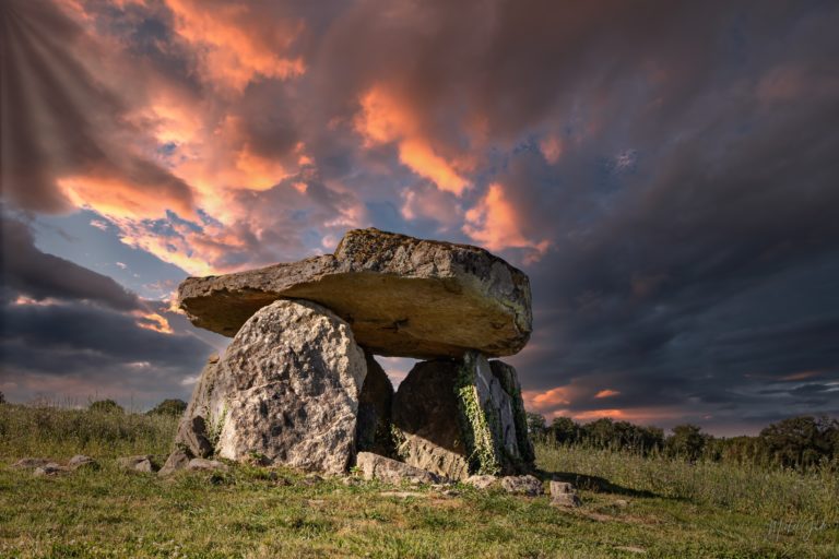 Lire la suite à propos de l’article Dolmens